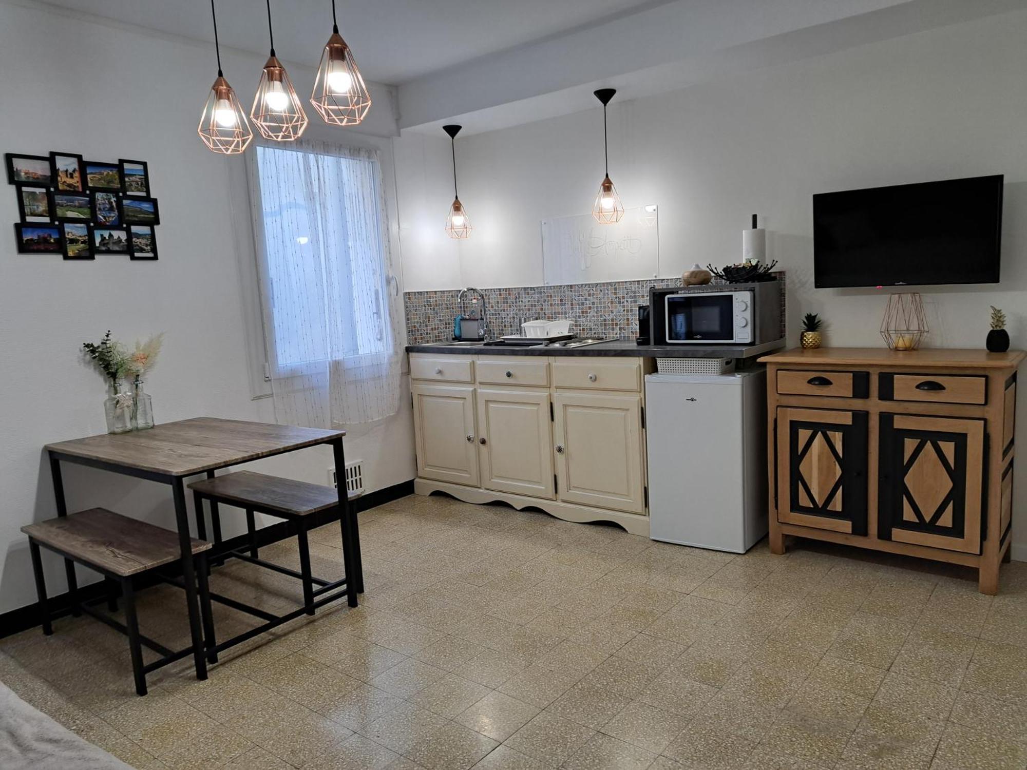 Bel Appartement 2/4Personnes Douzens المظهر الخارجي الصورة